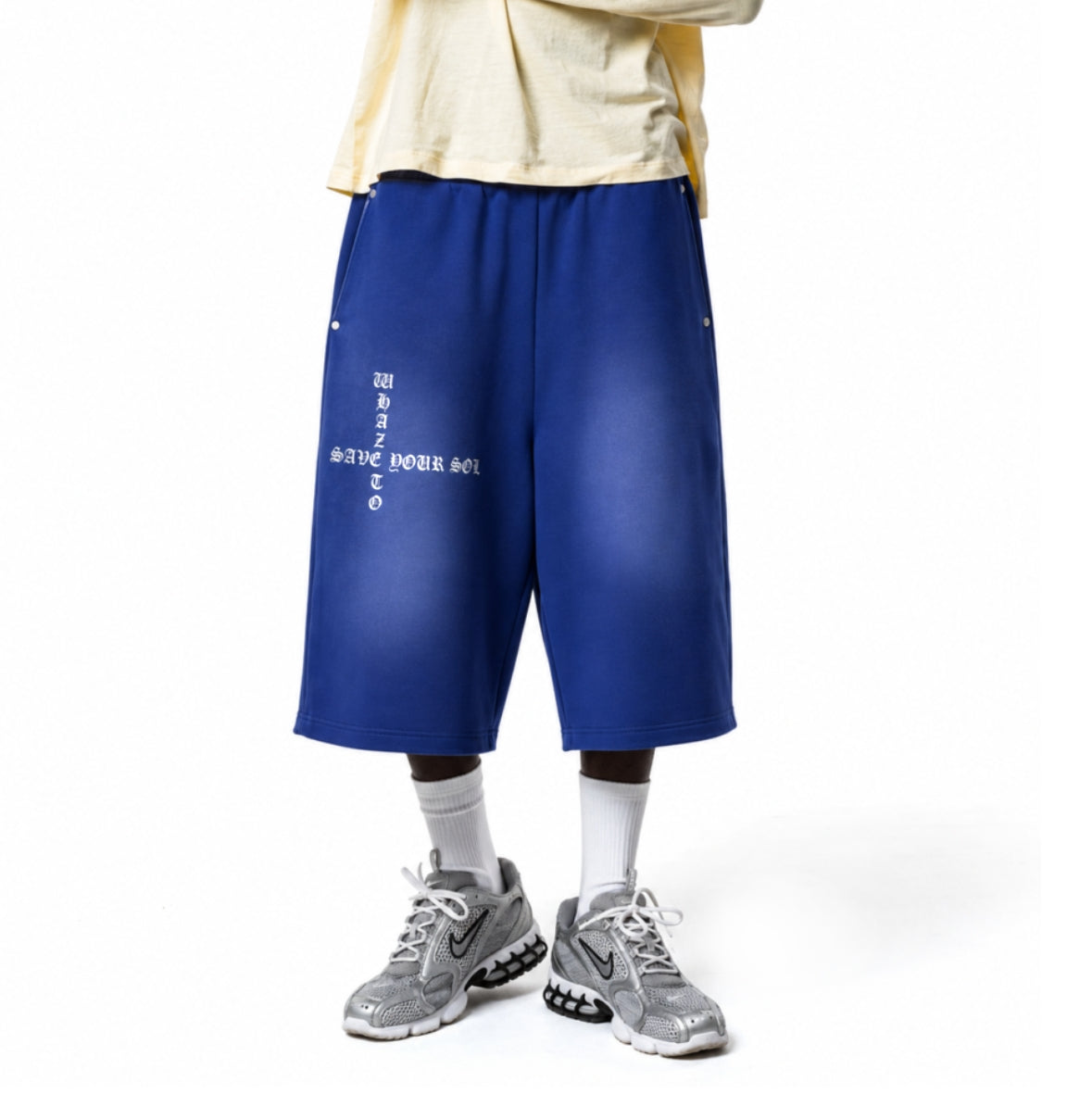 MIDNIGHT CAPRI SHORTS